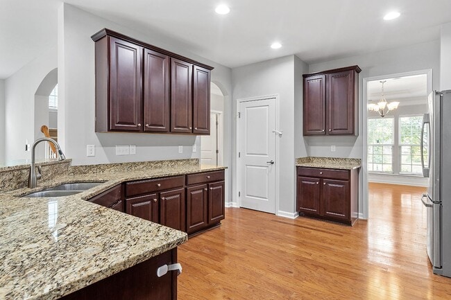 Photo - 1121 Survada Ln