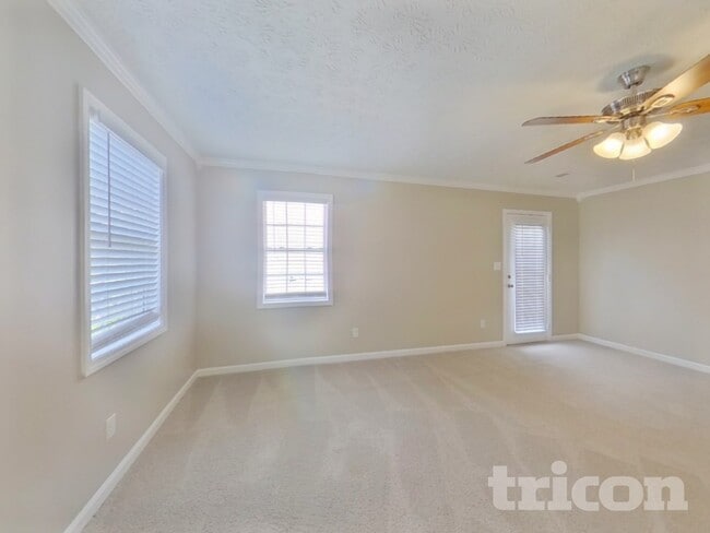 Photo - 355 Mary Alice Dr