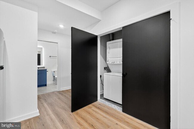 Photo - 2219 N 4th St Unit 1