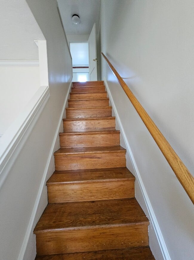 Photo - 1041 St Joseph St