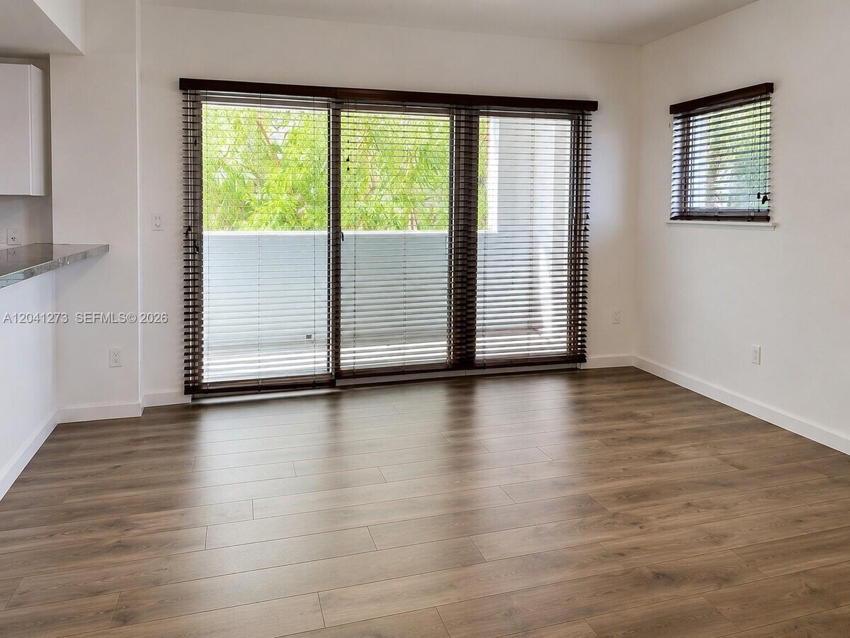 Photo - 2740 SW 28th Ter Unit 208