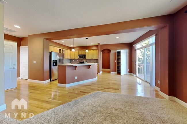 Photo - 18002 NE 37th St