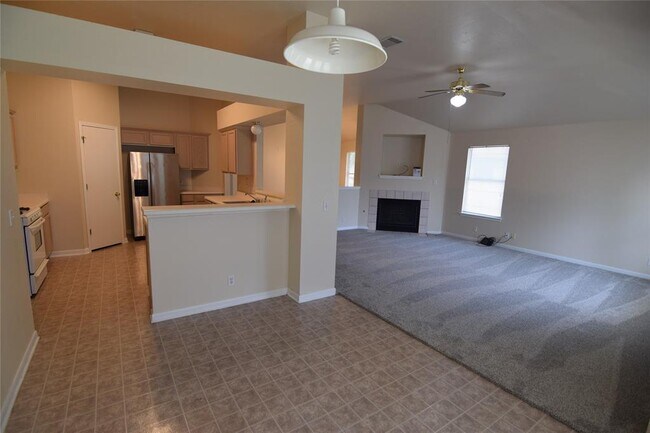 Photo - 380 Zebra Dr