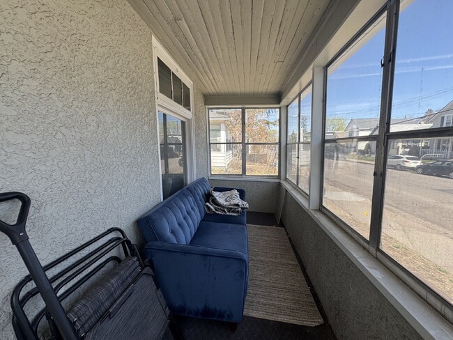 Photo - Charming 2-Bed upper Duplex in NE in Minneapolis Unit 2