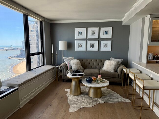 Building Photo - 1313 N Ritchie Ct Unit 2706