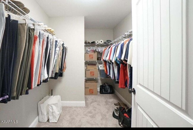 Photo - 209 Horton Ln