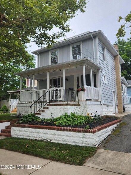 849 Central Ave