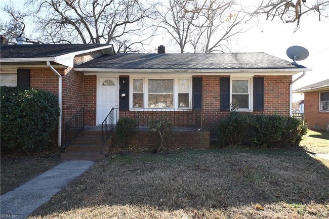 Photo - 27 Carver Cir Townhome