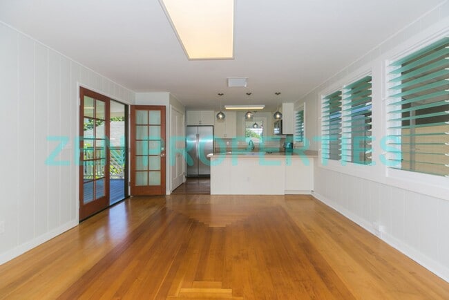 Photo - 3167 Charles St Unit 3167