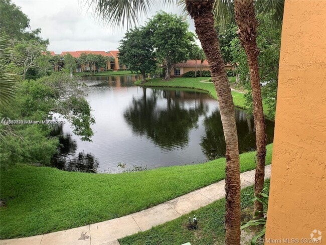 Building Photo - 10781 Cleary Blvd Unit 308 Rental