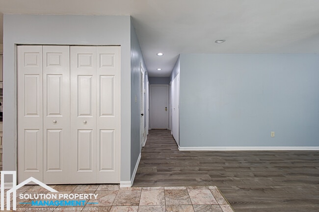 Photo - 4758 Pebble Trce