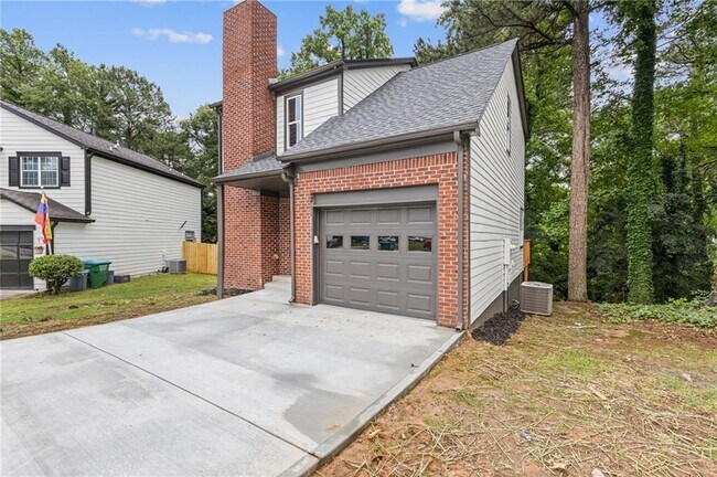 1111 Pin Oak Dr