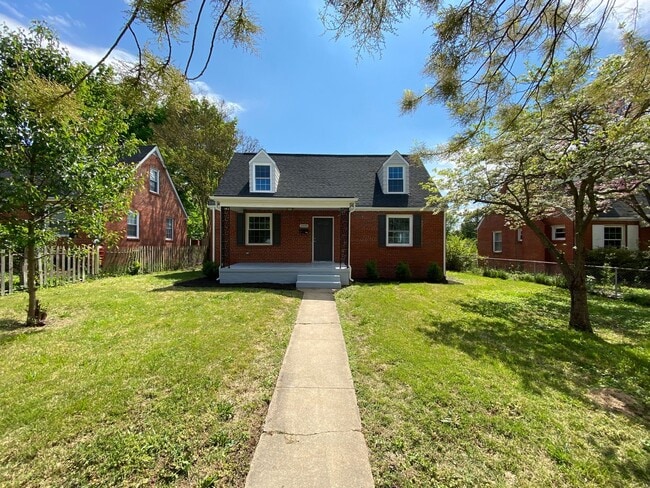 Photo - Updated 4 Bedroom Home Convenient to Carytown, Byrd Park And More. Available In July