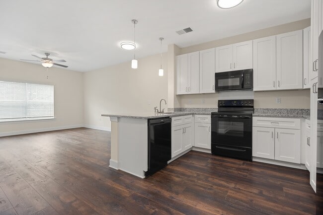 Oak Forest Pointe