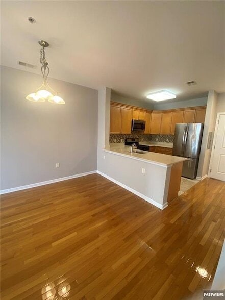 Photo - 10 Sampson St