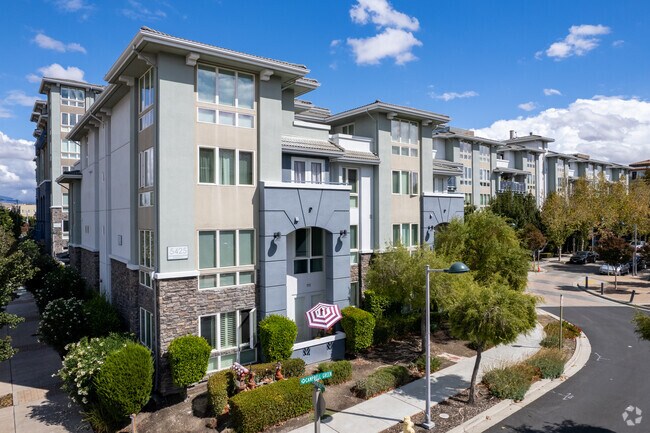 Photo - Elan at Dublin Station