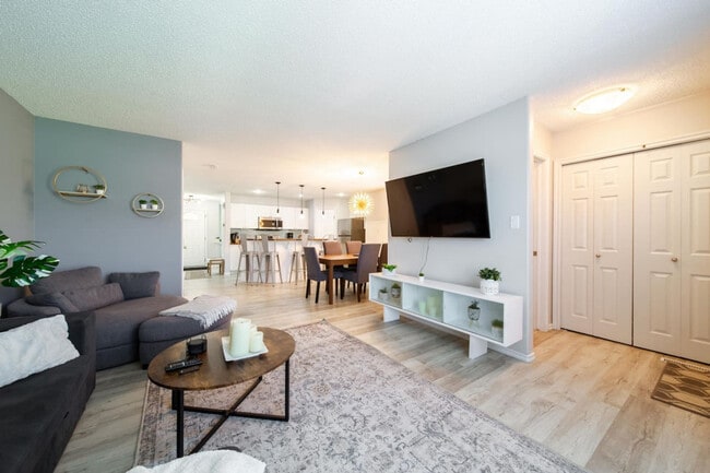 Photo - 21228-21291 91 Ave NW Unit ID1337795P