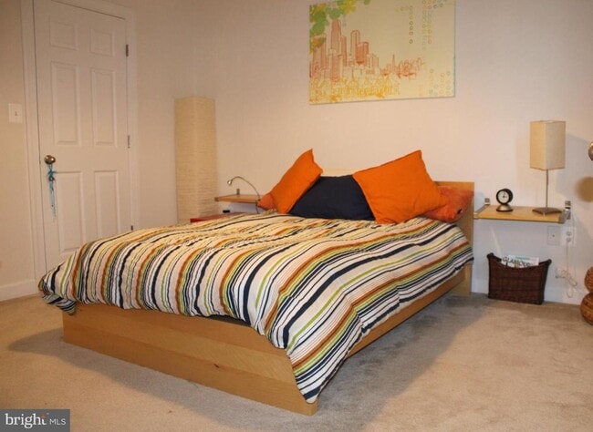 Photo - 1548 Kinnaird Terrace NE