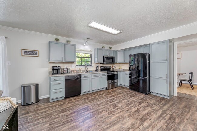 7703 Janel Ct