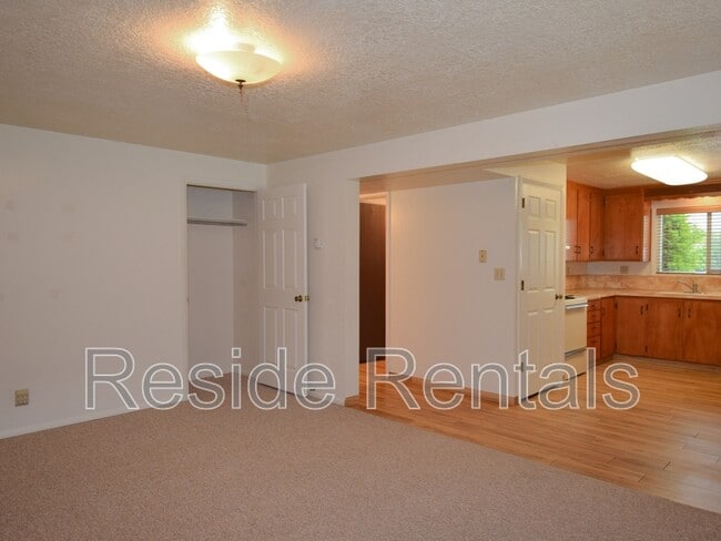 Photo - 146 W 1000 N