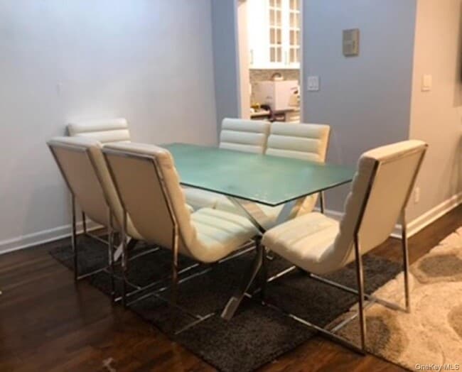 Building Photo - 510 Dubois Ave Unit 3 C