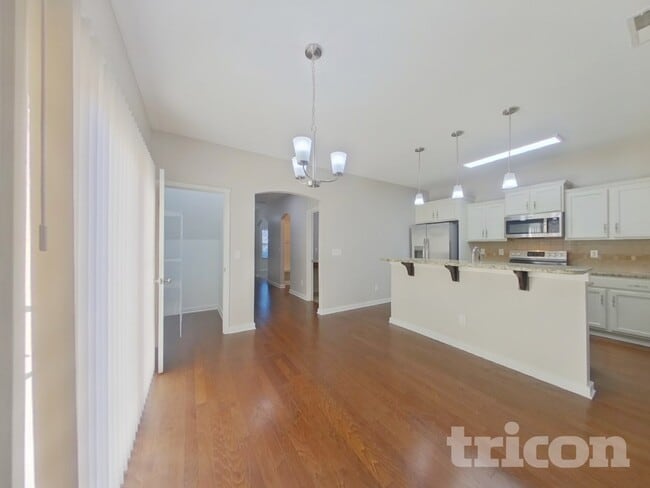 Photo - 930 Corvus Ct