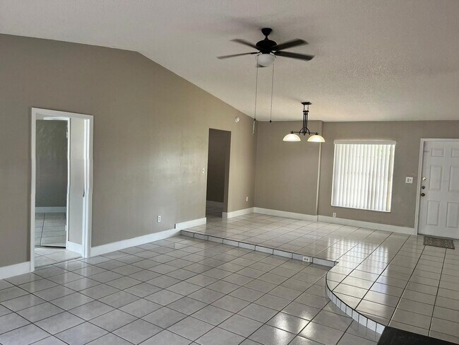 Photo - Southwest 45th Terrace, Miami, FL 33175 - ...