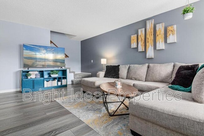 Photo - 7633 Wedgewood Ct