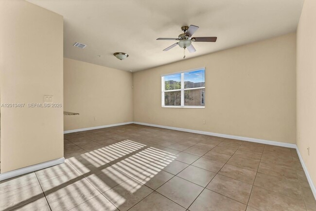 Photo - 134 SE 28th Ter