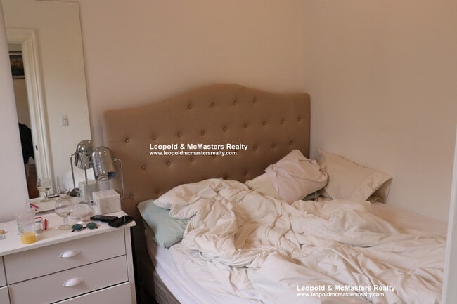 Photo - 229 Newbury St Unit 2