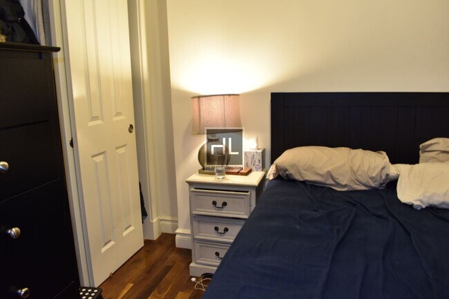 PRINCE ST. - PRINCE ST. Apartment Unit 17