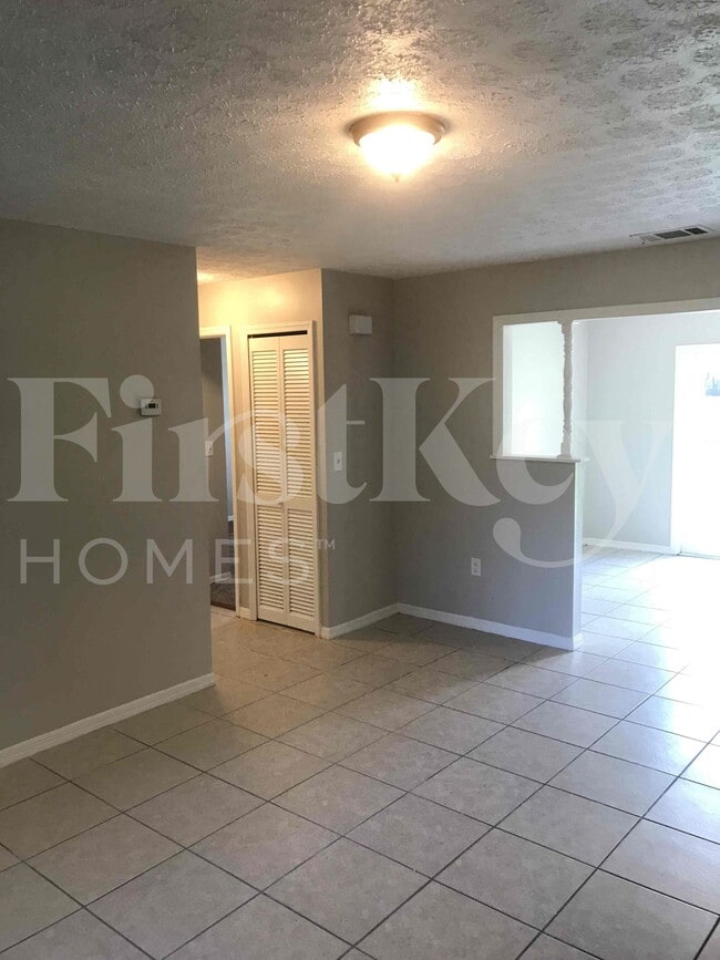Photo - 4804 Oriole Dr