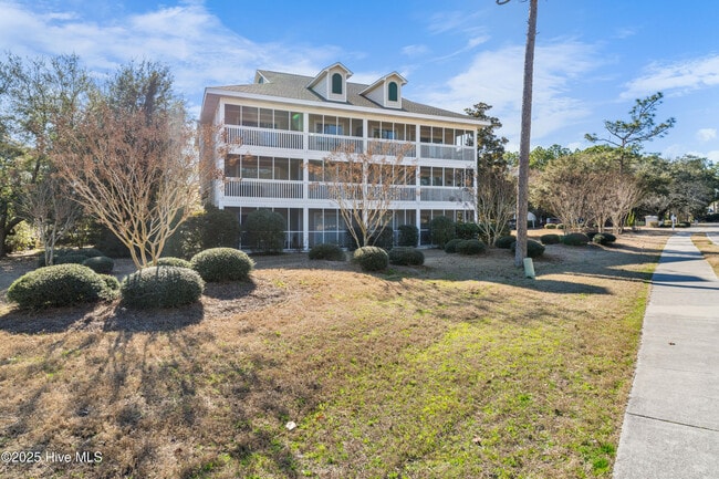 Building Photo - 3350 Club Villas Dr Unit 1302 Rental