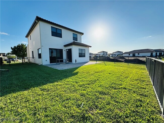 Building Photo - 5535 Cassidy Ln