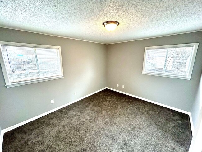 Photo - 5315 Yale Rd