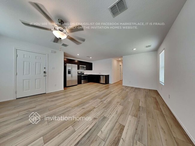 412 Br Vlg Wy