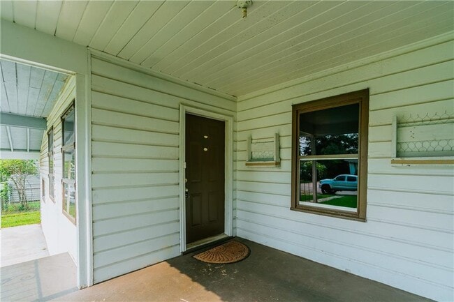 Photo - 100 Esplanade Ave