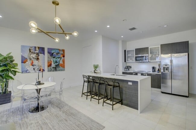 Photo - 1045 NE 18th Ave