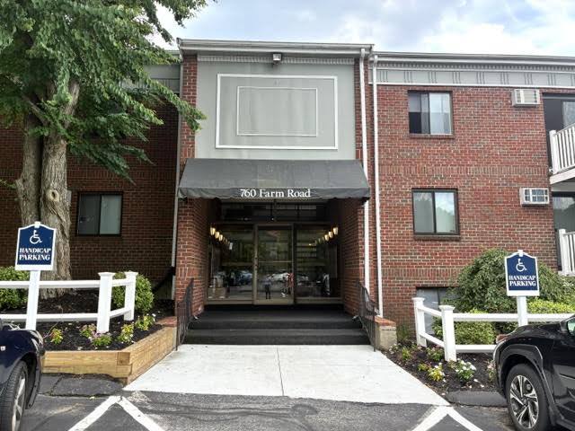 Photo - 760 Farm Rd Unidad 209