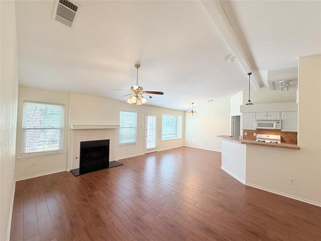 Photo - 1703 Hatch Rd