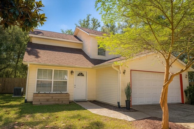 Photo - 70 Cypress Ln
