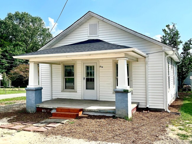 Two bedroom, 1 bath house in Durham - Two bedroom, 1 bath house in Durham