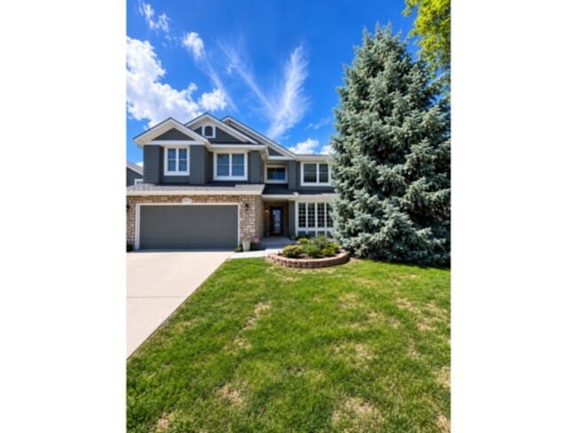 Building Photo - 9341 Chambray Ln