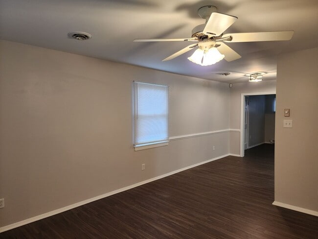 Photo - Updated 3 Bedroom, 1 bath with Large Backyard!