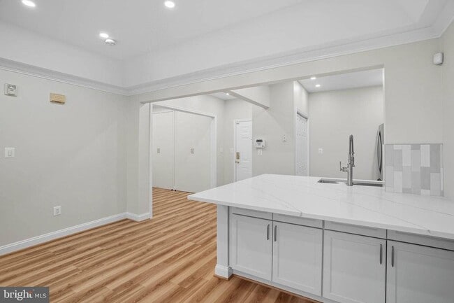 Photo - 5910 Great Star Dr Unit 201