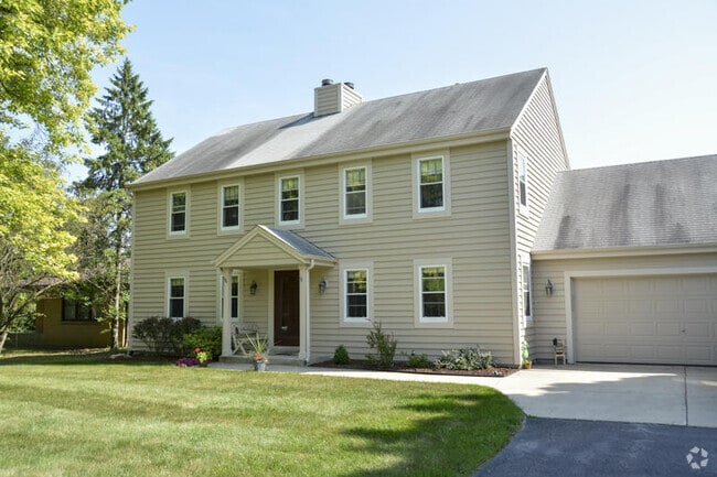 Building Photo - 7825 W Puetz Rd Rental