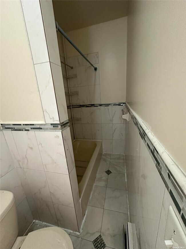 Photo - 120-02 153rd St