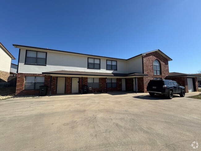 Building Photo - 1203 Monroe Loop Rental