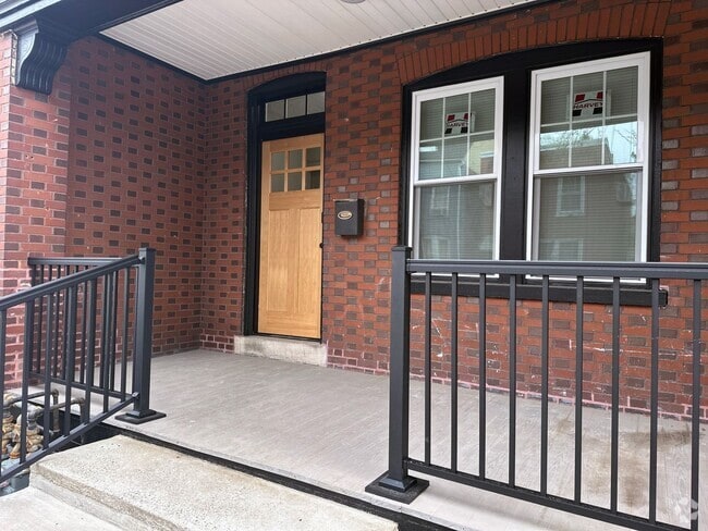 Building Photo - 528 Manor St Unit 1 Rental