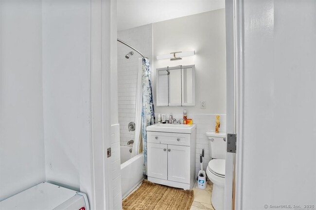 Photo - 10 Linden Pl Unit 1B